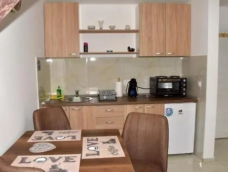 Apartment Grof *