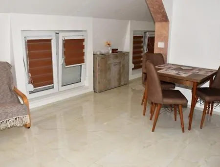 Grof Apartment *