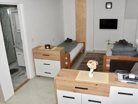 Apartment Grof *